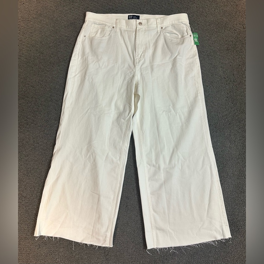 Gap Denim Women’s High Rise Wide Leg Crop Jeans White Size 20 x 35R New